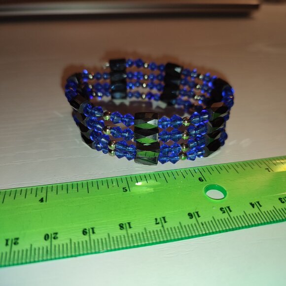 Deep Blue Magnetic Bracelet or Necklace Cobalt Vintage Wear as You Want - Picture 4 of 8